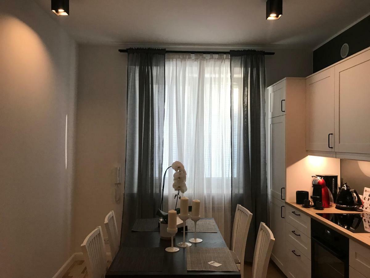 Stare Miasto Swietojerska 12 Apartment Warsaw Luaran gambar